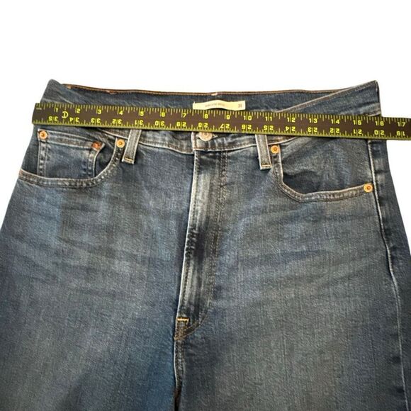 Levi's Ribcage Bell High Rise Zip Fly Wide Leg Flared Denim Jeans Blue Size 31 - Picture 6 of 8